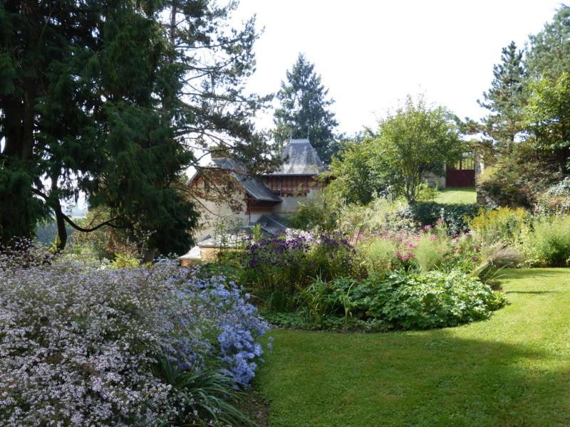 Le Manoir Sur La Roche, 74, Impasse Du Manoir, 71520 Navour Sur Grosne D121 Bed and Breakfast Clermain Εξωτερικό φωτογραφία